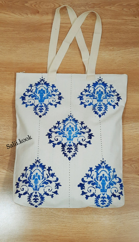 توت بگ پارچه ای زیپ دار طرح سنتی